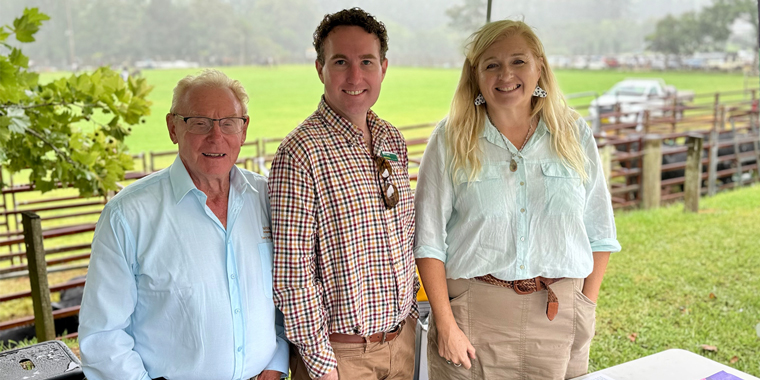 FIGHTING FOR AUSTRALIAN TIMBER